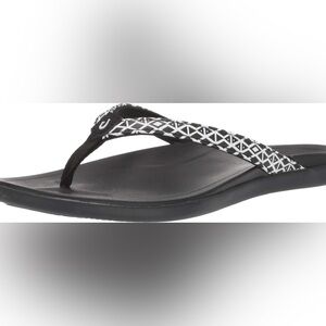 Olukai ho'opio kapa flip flops